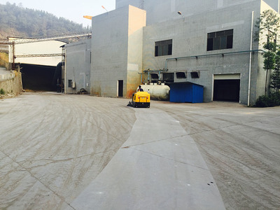 W1400小型電動(dòng)駕駛式掃地機(jī)